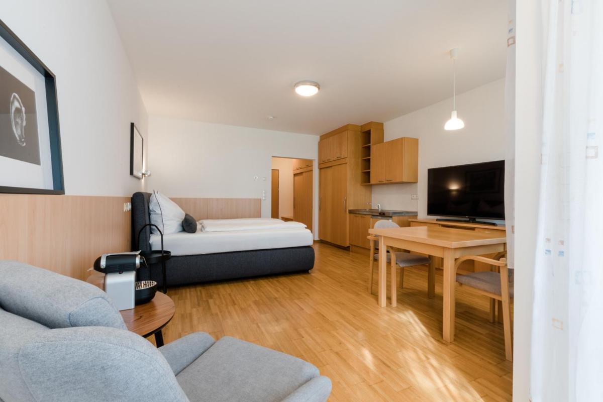 Studiowohnungen Am Rieger-Hof Hartmannsdorf ภายนอก รูปภาพ