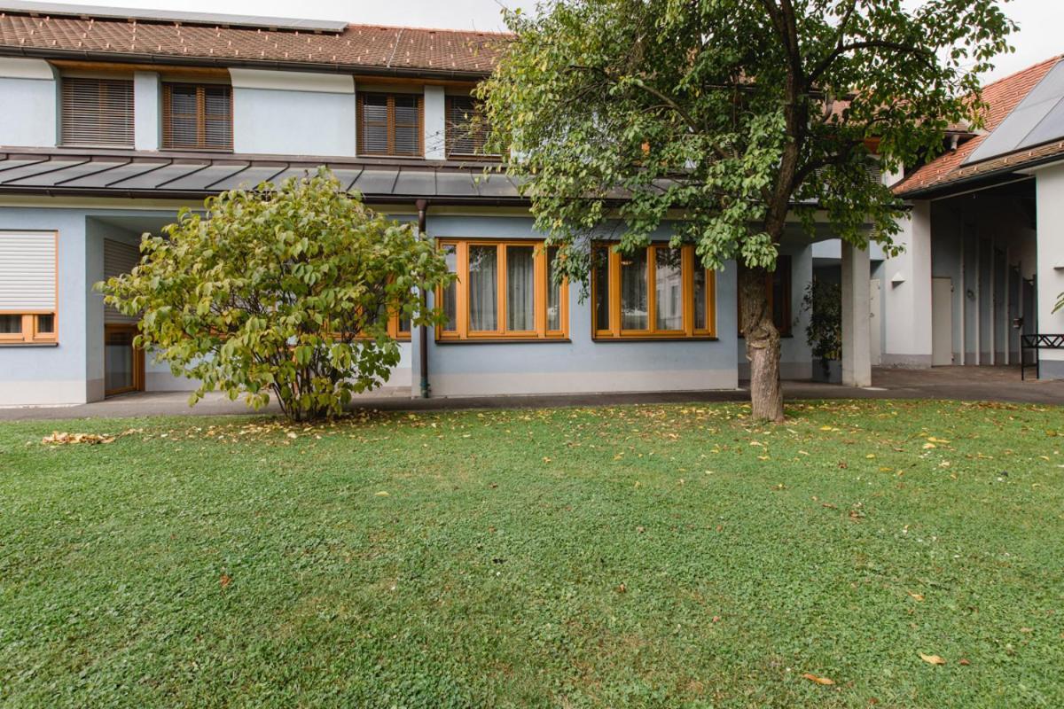 Studiowohnungen Am Rieger-Hof Hartmannsdorf ภายนอก รูปภาพ